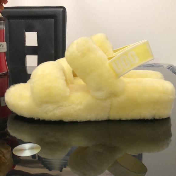 UGG Shoes - UGG WINTER SLIPPERS SANDALS WOMENS SIZE 8